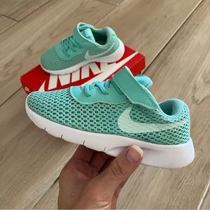 Nike Toddler 9c